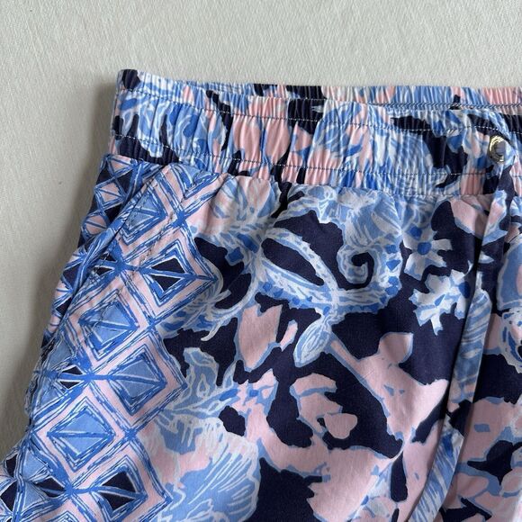 Lilly Pulitzer Katia Shorts Bright Navy Amore Please Engineered Shorts SMALL - Picture 2 of 5